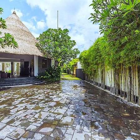 Villa Diana Bali 16 Bedrooms Семиняк Екстериор снимка