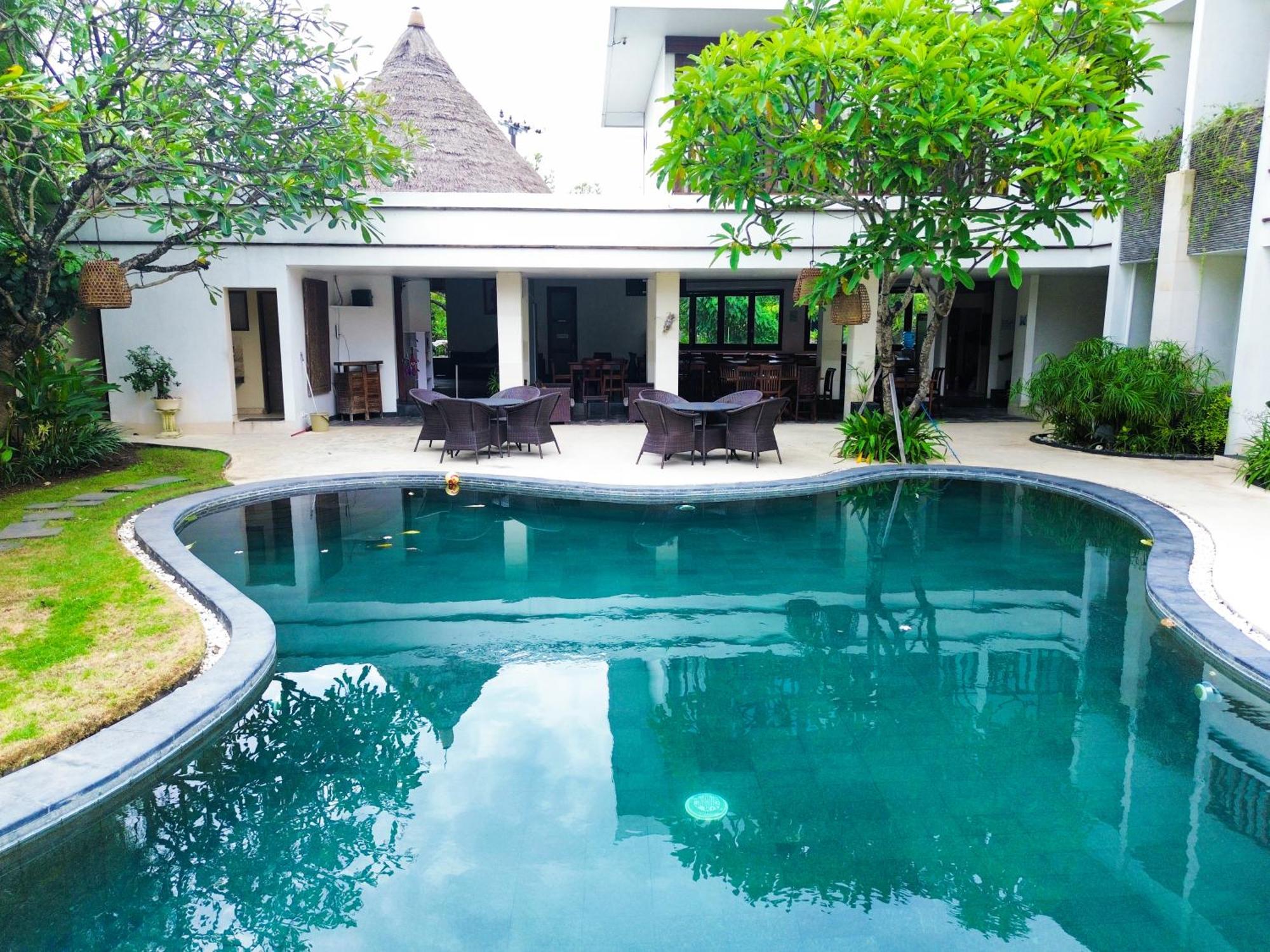 Villa Diana Bali 16 Bedrooms Семиняк Екстериор снимка
