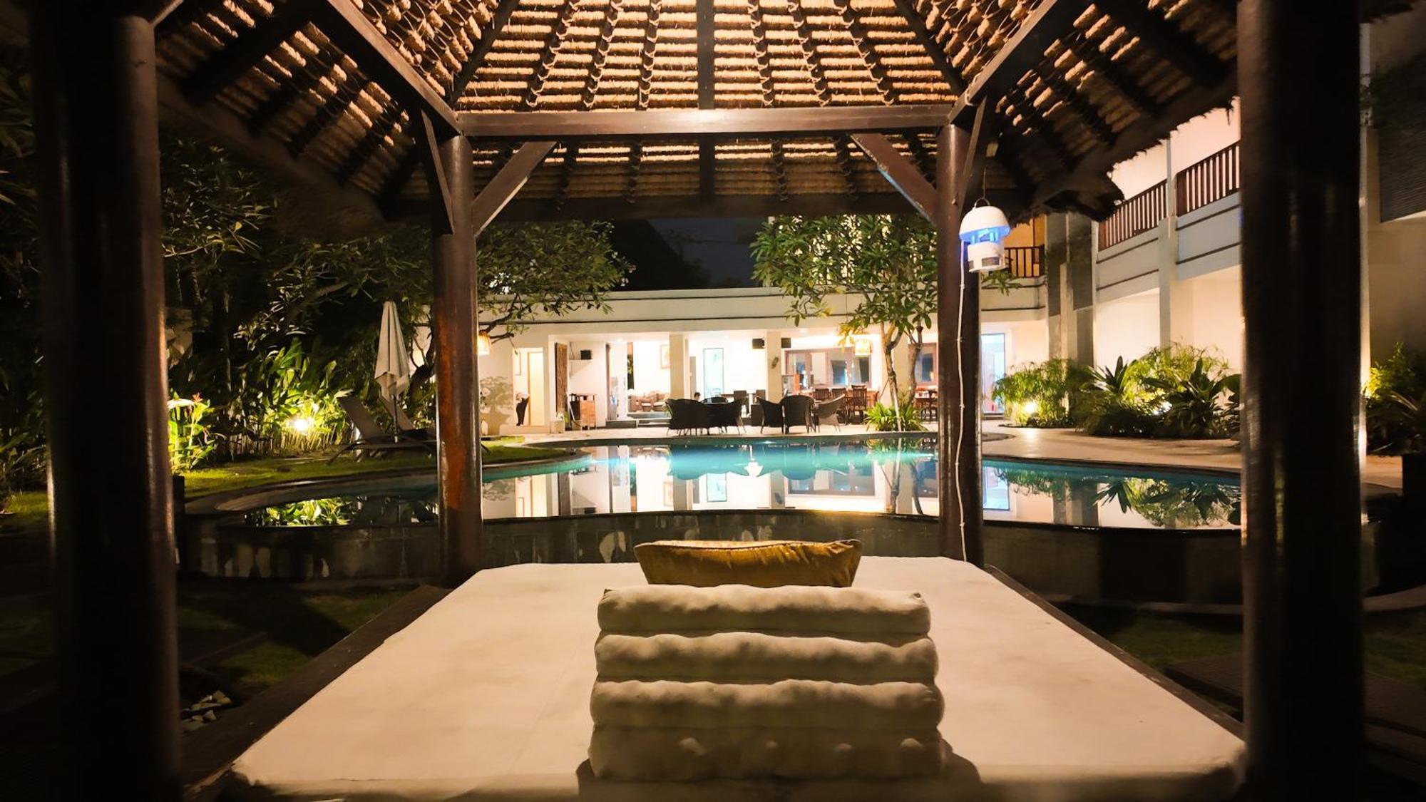 Villa Diana Bali 16 Bedrooms Семиняк Екстериор снимка
