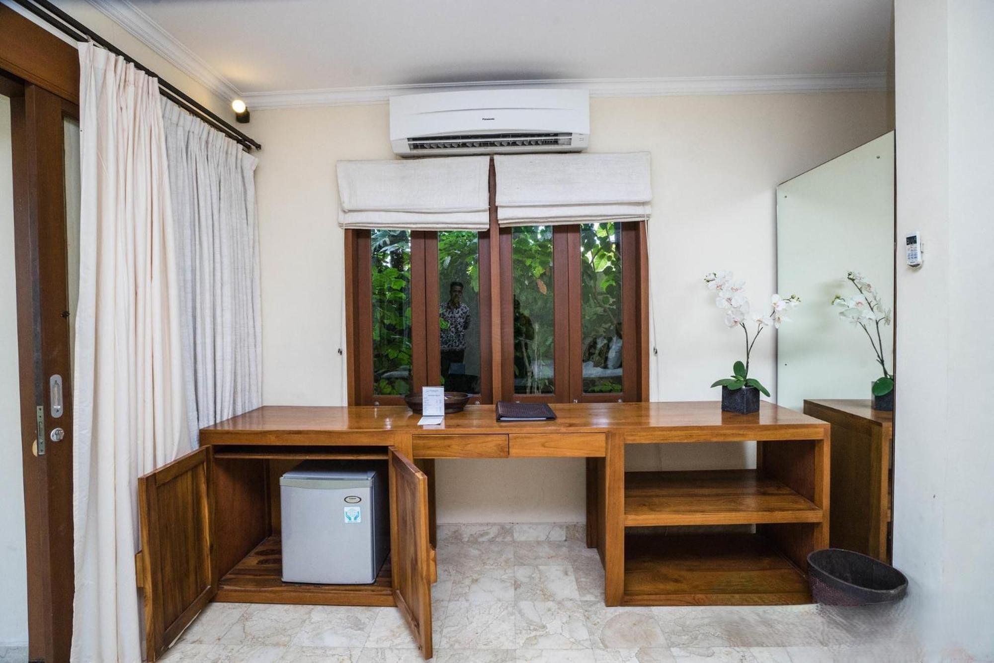 Villa Diana Bali 16 Bedrooms Семиняк Екстериор снимка