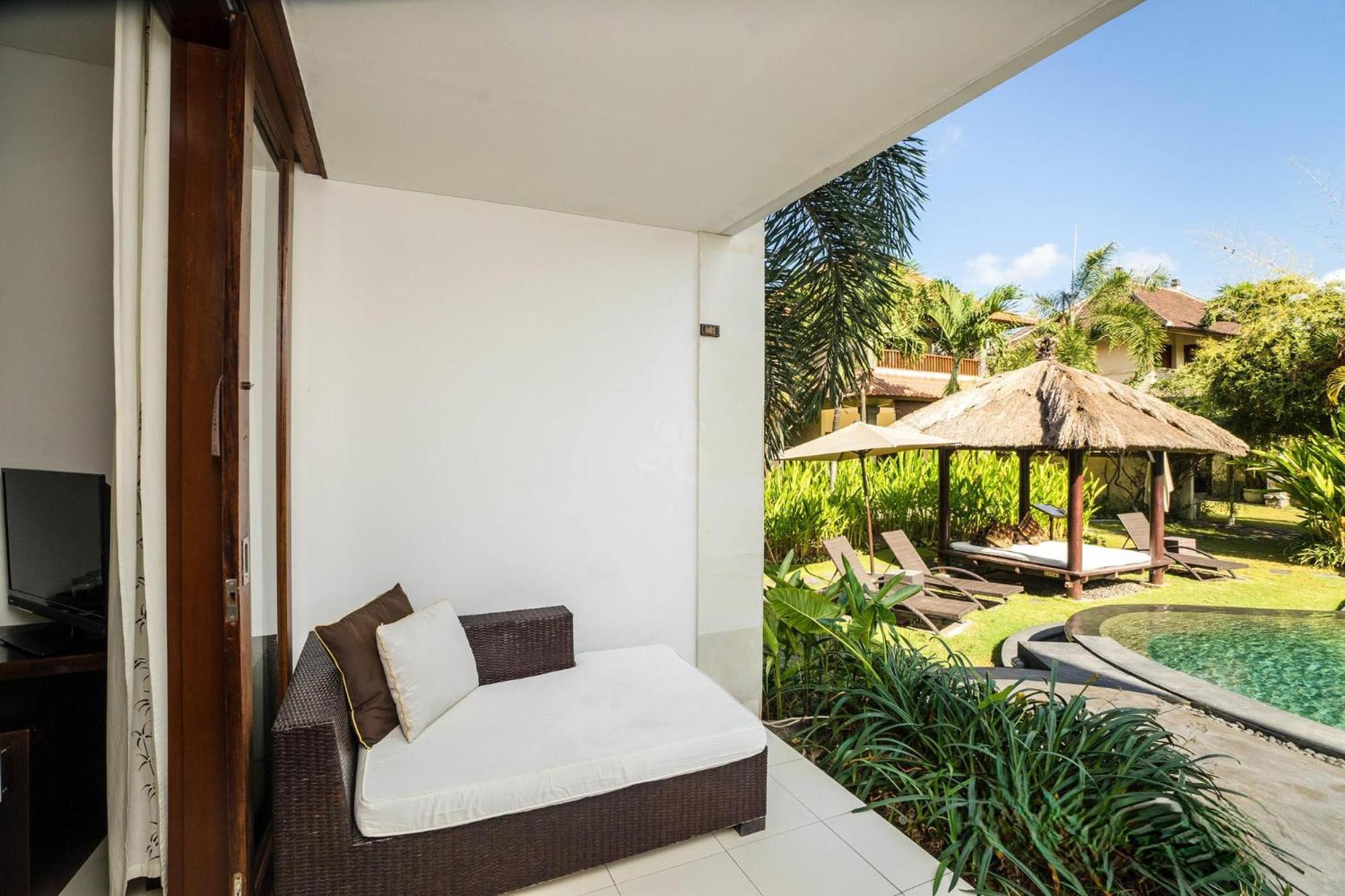 Villa Diana Bali 16 Bedrooms Семиняк Екстериор снимка