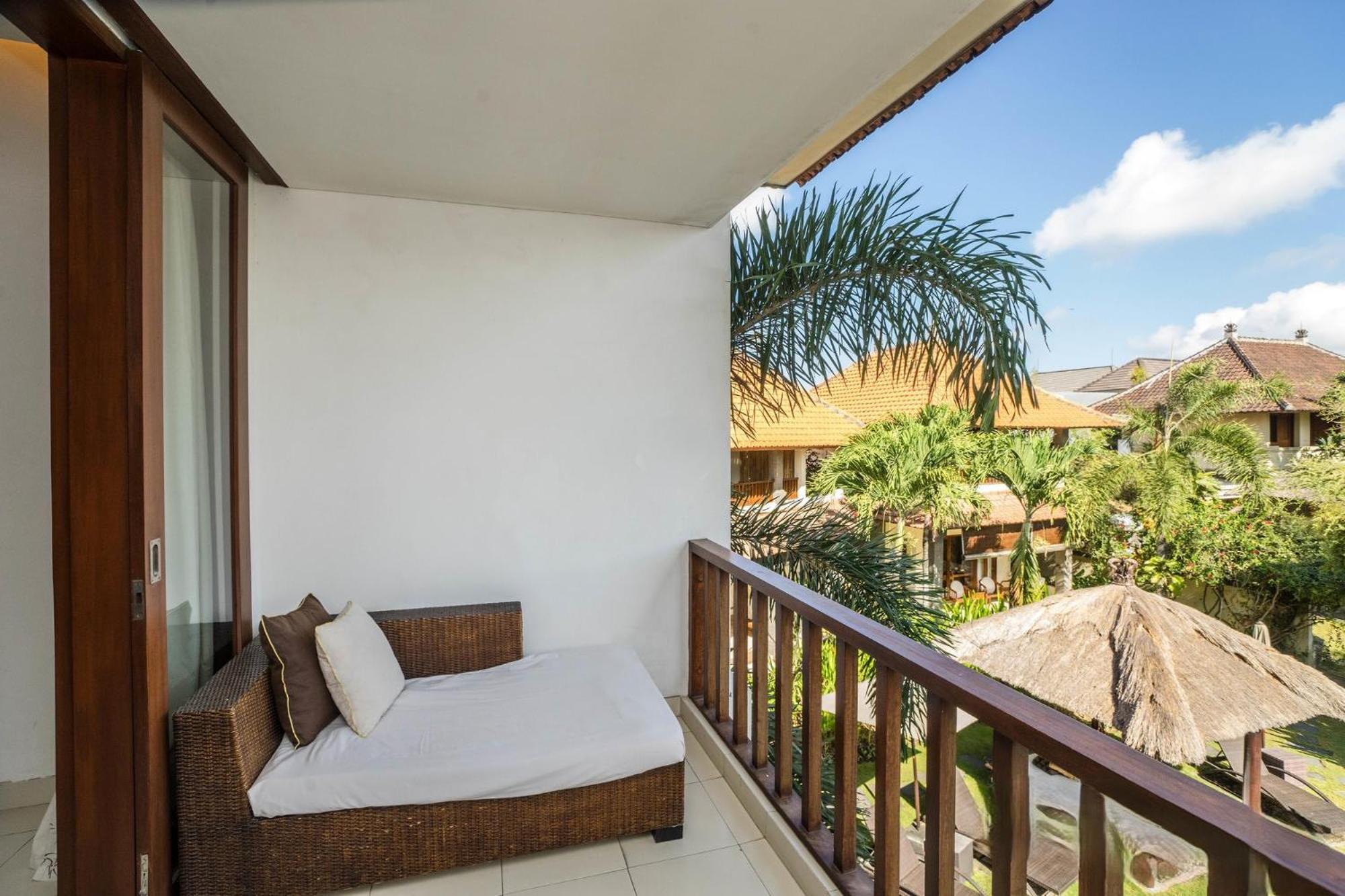 Villa Diana Bali 16 Bedrooms Семиняк Екстериор снимка