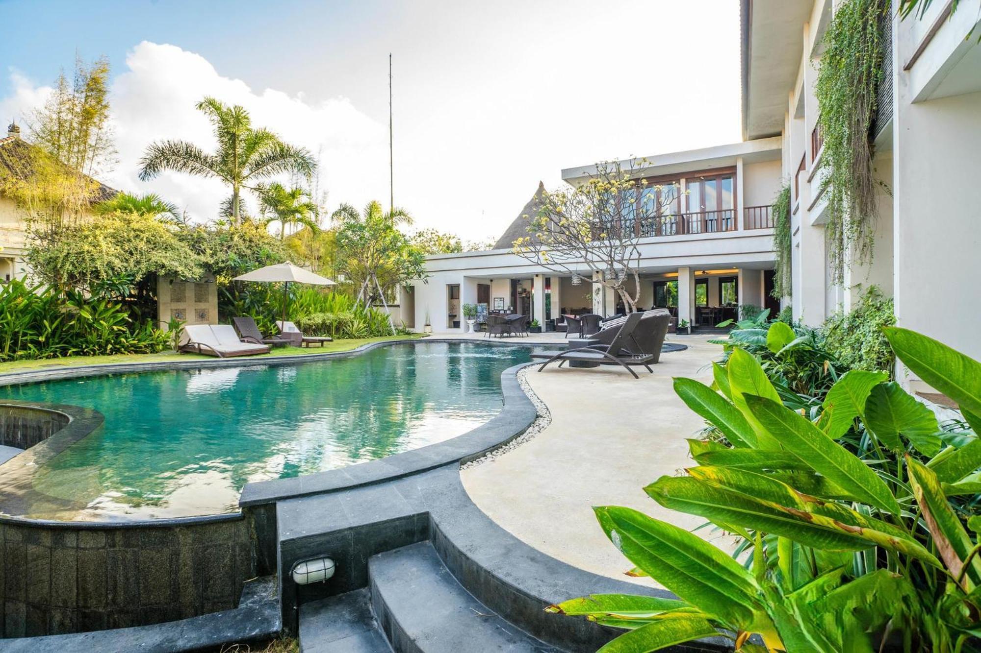Villa Diana Bali 16 Bedrooms Семиняк Екстериор снимка
