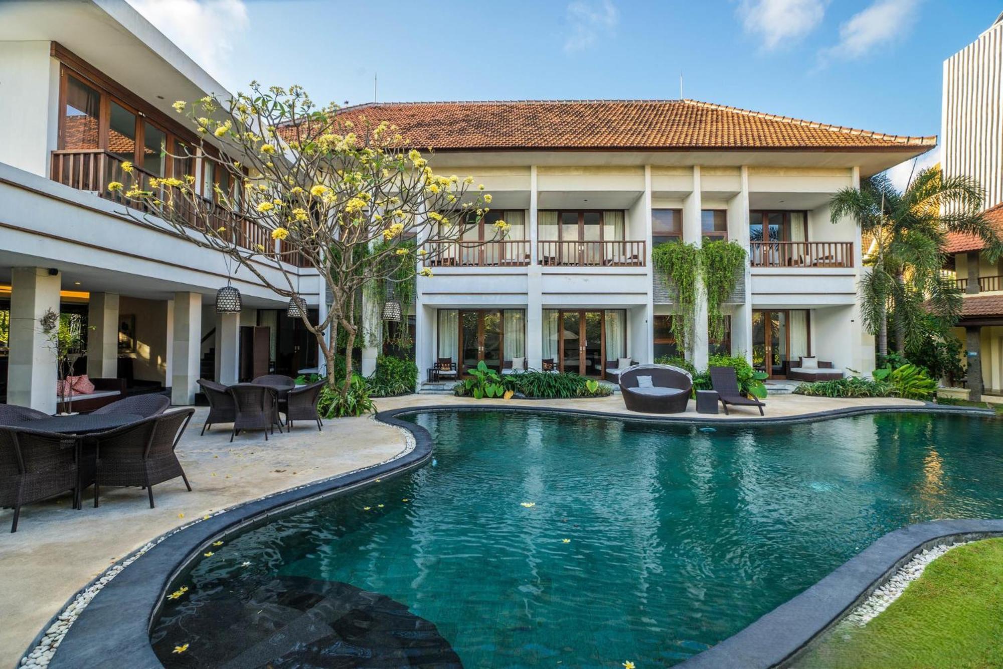 Villa Diana Bali 16 Bedrooms Семиняк Екстериор снимка