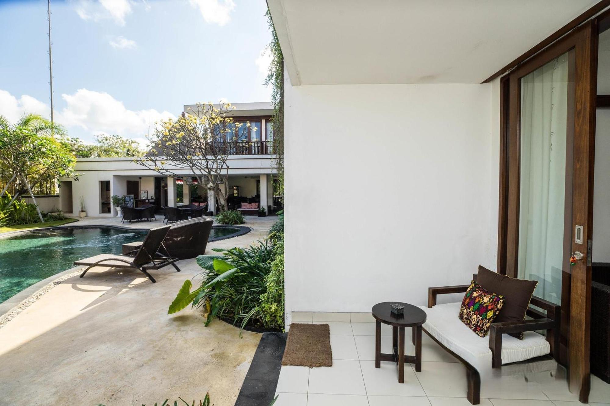 Villa Diana Bali 16 Bedrooms Семиняк Екстериор снимка